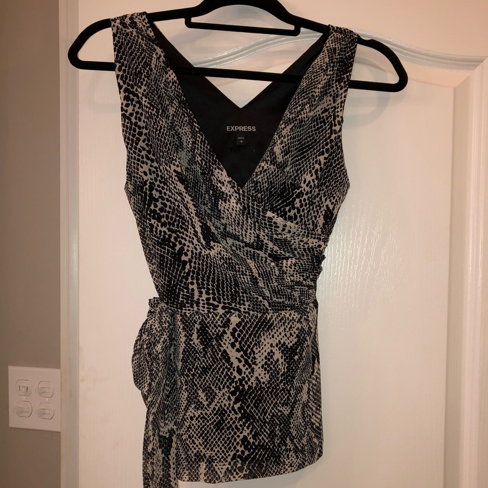 Express Snake Print dressy tank, Small